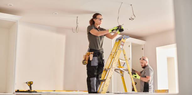 Best Affordable Electrician  in Mulberry, AR